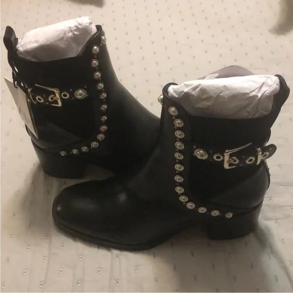 🖤Zara Black Ankle Boots with Faux Pearl Detailing🤍 - Picture 7 of 7